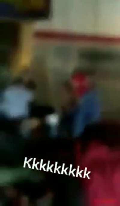 mexeu com um mexeu com todos