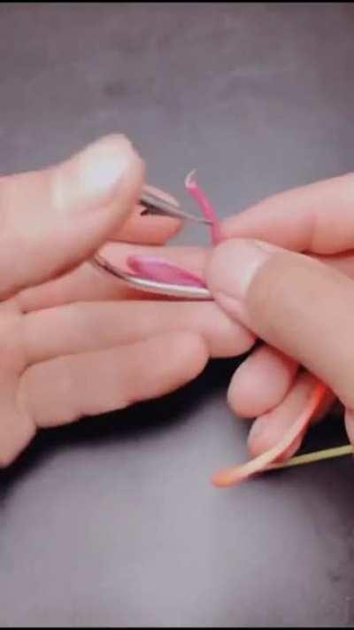 How to tie a fishing hook