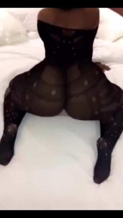 S.@.N.C.H.I.W.○.R.L.D 🍑🍑🍑