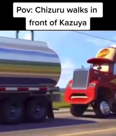 Kazuya whenever he walks behind Chizuru 💀