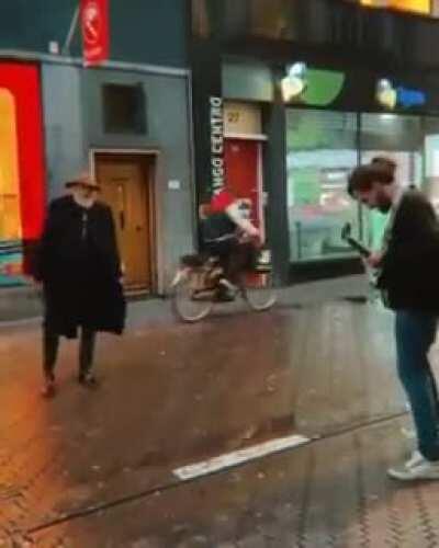 This guy surely was a ladies man back in his youth.