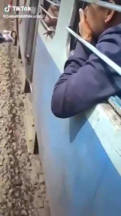 This is why train is Not a good choice for show-off !