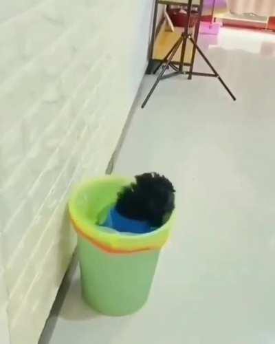 Watch without volume