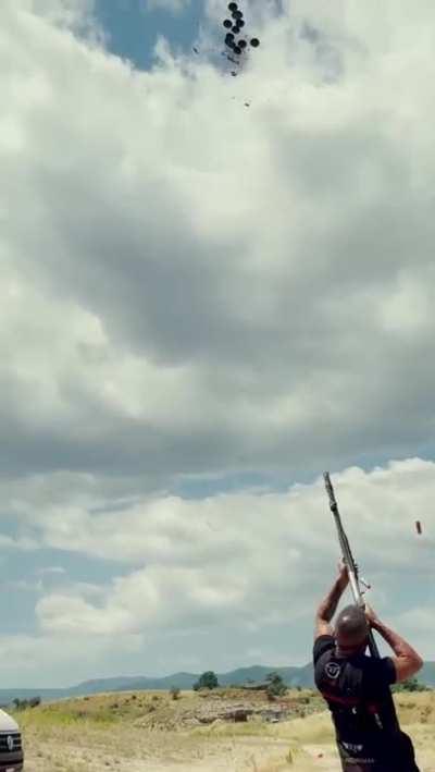 Insane aim at such high speeds