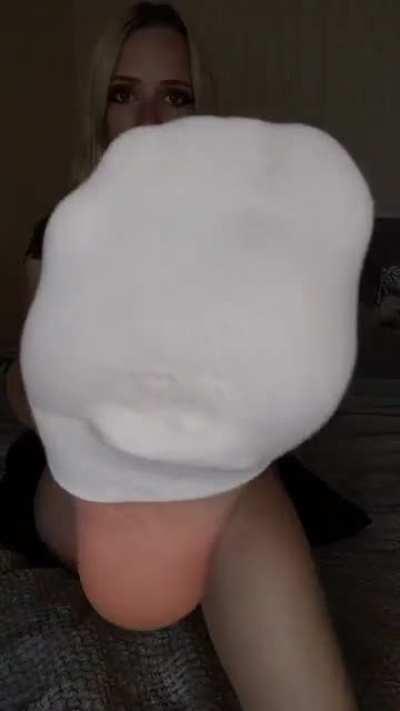 Especially for white socks lovers 🤍