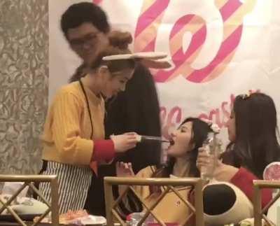 How to feed a Hamster (feat. Tofu and Evil Maknae)