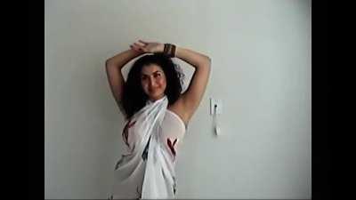 @itstaleen @heoffthatleen Taleen still keep eating these notes.