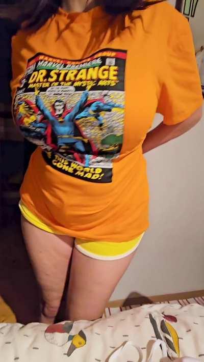 The Doctor Strange T-shirt Reveal ð [53yo][Mom of 1]