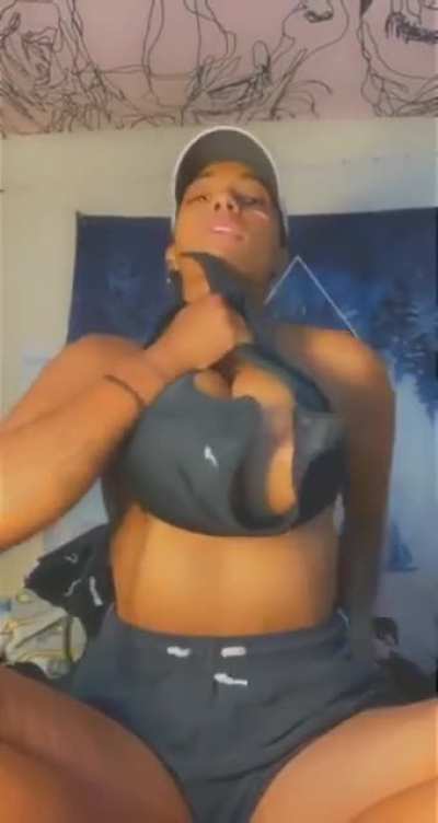 Lauren22hammelton perfect ebony drop tits