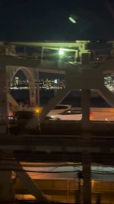 3 UFOs spotted flying over water in NYC