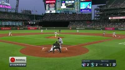 [Highlight] JP Crawford hits Abraham Toro with a perfect alley-oop pass to get the out at second