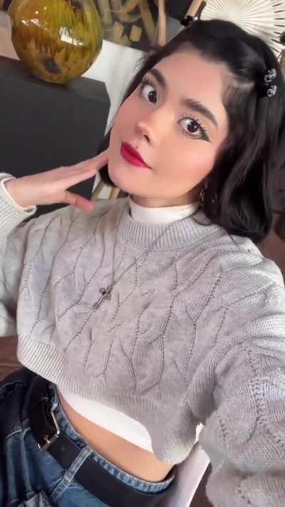 Esperando para recibir en su cara 💦💦