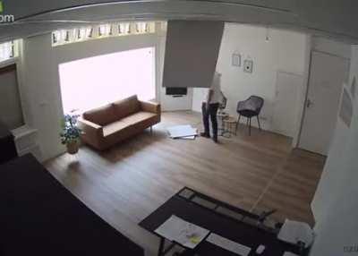 Cats destroys ceilings and his hooman dies inside behind one