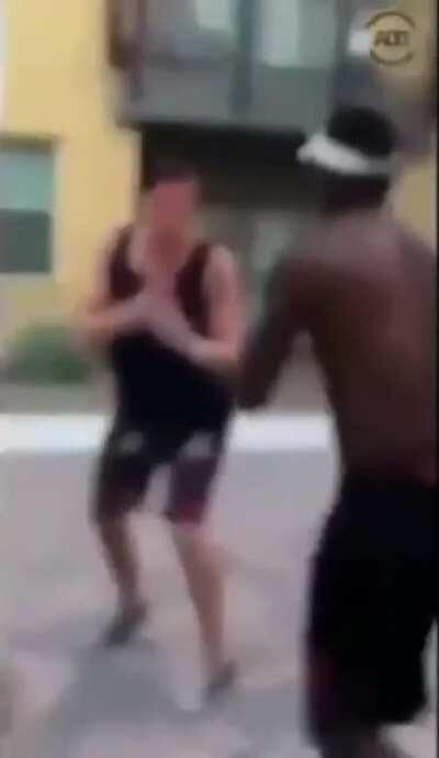 WHO EDITED THIS LMFAO 😂😂😂