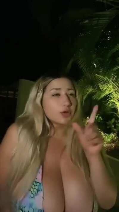 IG model Jazmine Gurrola