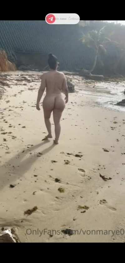 LATIN WITH BIG FAT ASS 🤤 LINK IN COMMENTS