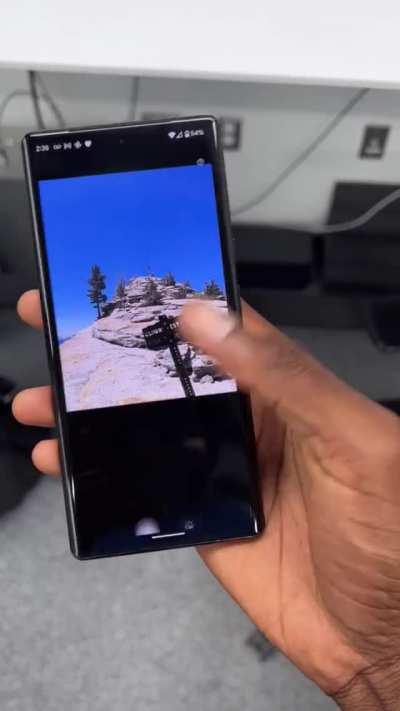 Magic eraser on Pixel 6