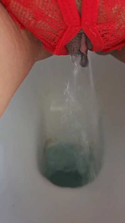 Dripping my golden nectar