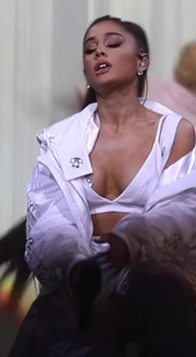 Wow, she’s beautiful