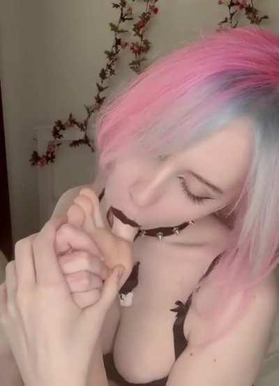 I get horny when I watch this video...