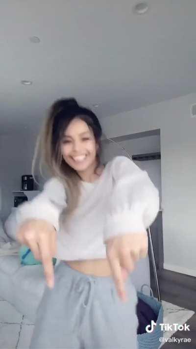 I just saw this on my old phone lol. 