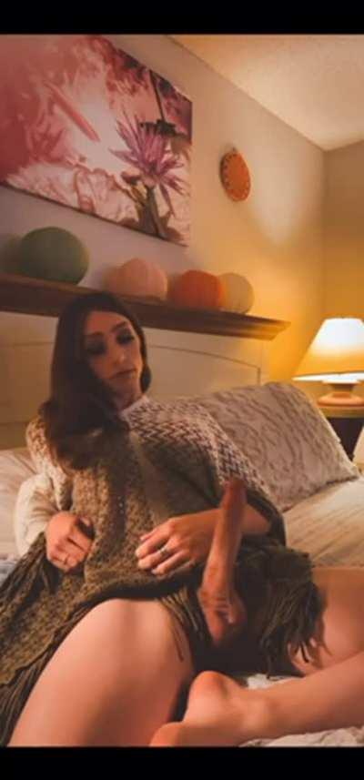 That dick is hypnotizing 🤤