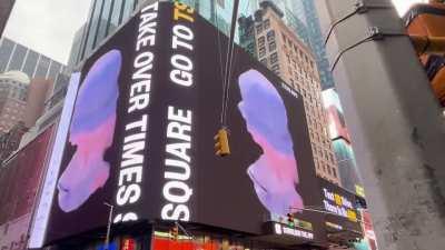 Time Square has been blessed [Yuyuko Fumo]