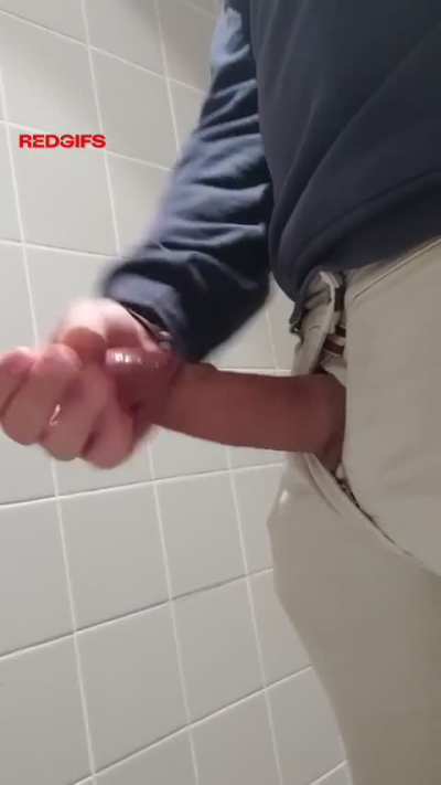 Just casually cumming in a public bathroom