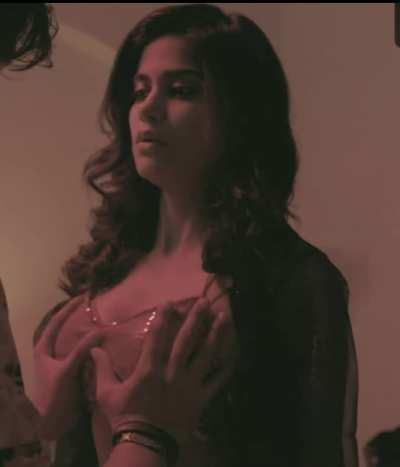 Aditi Pohankar - Tits squeezed in 60fps