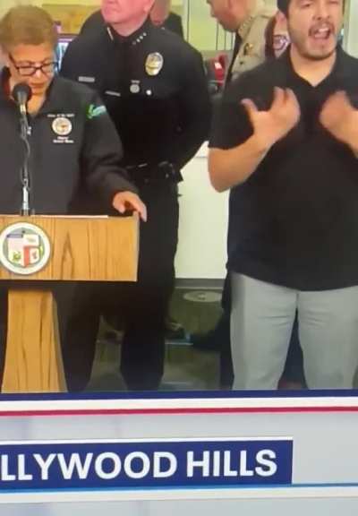 L.A.Sheriff playing footsie with tape cutting off the microphone…🙄