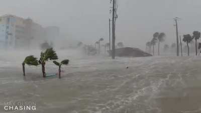 Here is what a 15 foot hurricane storm surge looks like folks.