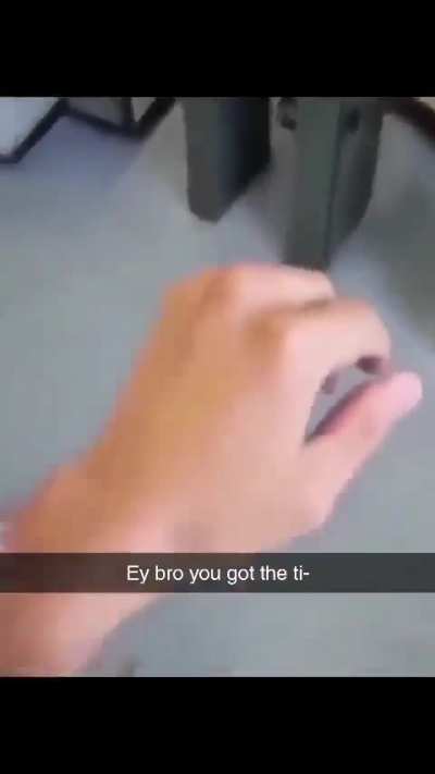 Bro can you show what time it is?