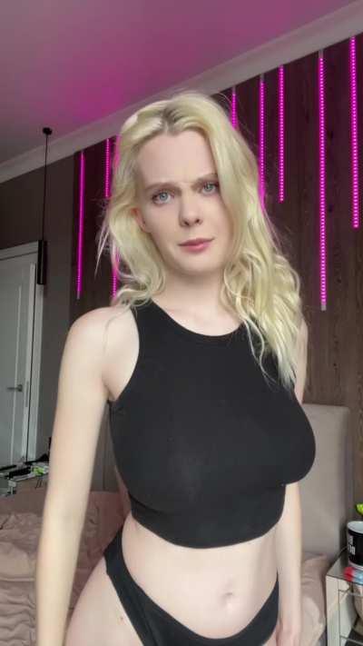 boobas reveal in style