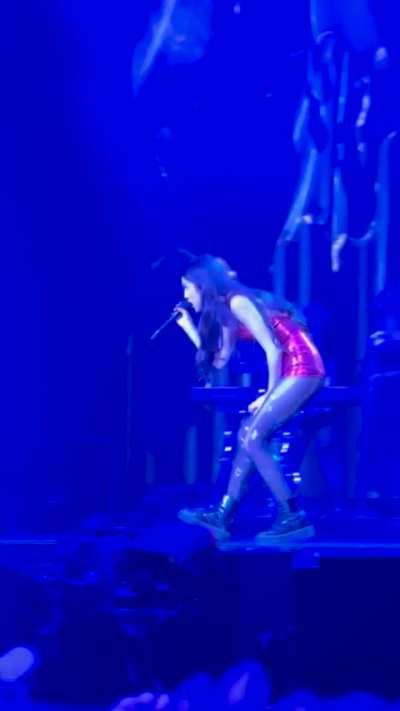 Liv performing brutal at Dublin N2 she was so close at the end 🥹