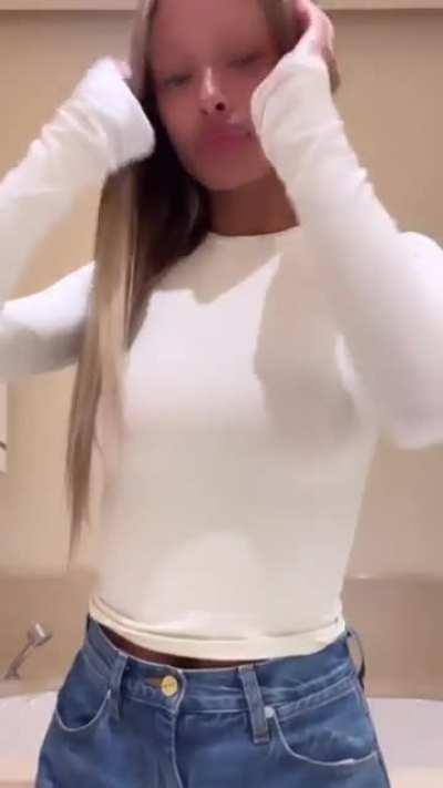 Vinetria Chubbs [2022-06-10]