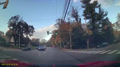 [OC] Yield on left turn? What’s that?
