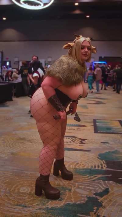 280 Pound PAWG Dressed Like That In Public