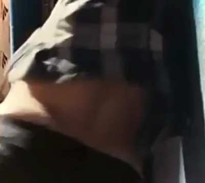 Lily’s stomach was so sexy during her damsel, I wish there were more shots taken of it