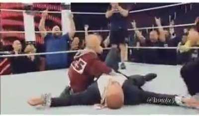 Big bros supporting the little bro. Gotta love it!