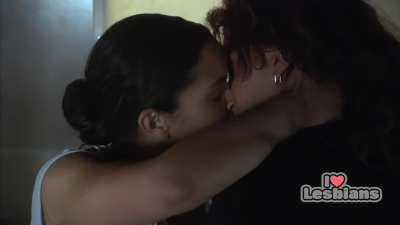 Jennifer Beals & Ion Overman (The L Word - s01e12) *AI ENHANCED*