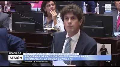 Lousteau basado ley&oacute; el libro Sinceramente, de Cristina Kirchner, para poner ejemplos de fuga de capitales