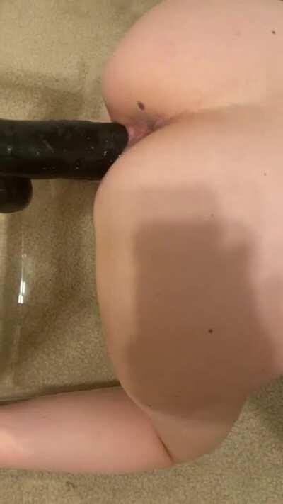 Is anyone else super horny tonight? I blame it on the horny spirit of Christmas!