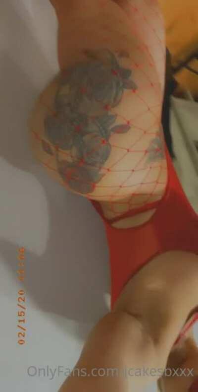 stripper booty (something light)