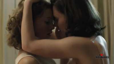 Holliday Grainger & Anna Paquin (Tell it to the Bees) *REDUCED MUSIC*