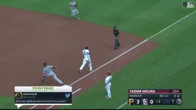 [Highlight] Ke'Bryan Hayes throws out Molina from the third base grandstand