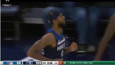 [Highlight] Karl Anthony-Towns and Rudy Gobert switch, guard on the perimeter and use their verticality to ignite a fastbreak