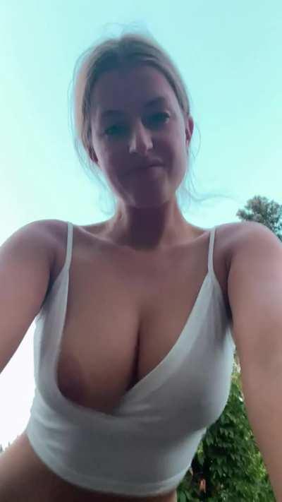 The most breedable girls are with big natural tits (fuckdoll)