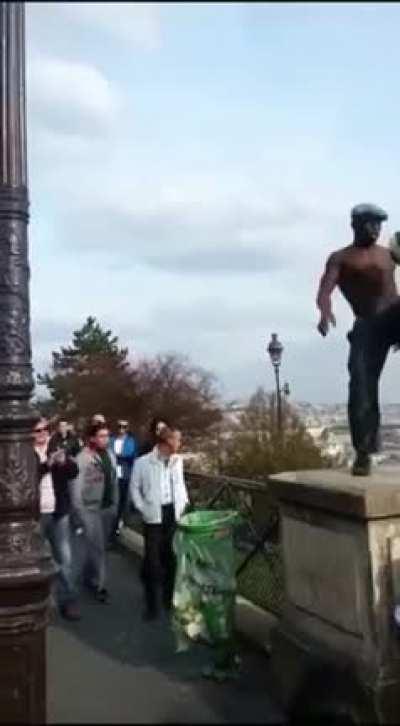 How the ball goes back to him perfectly after heading it into the pole