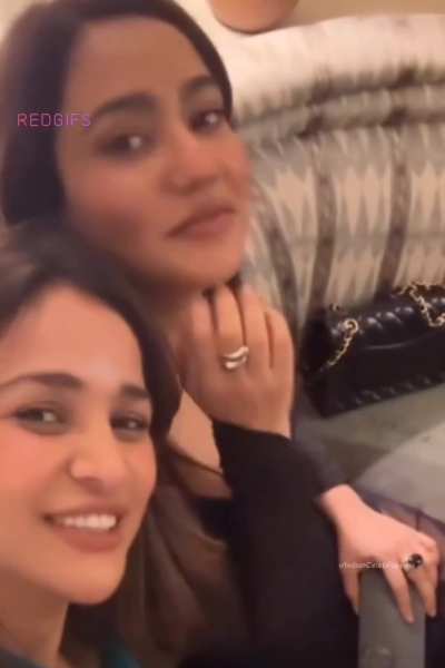 Dinner date with sister Aisha