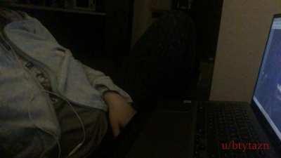 Masturbating while watching Parks & Rec - and my bf plays video games in the same room...It doesn't get any more real than this!